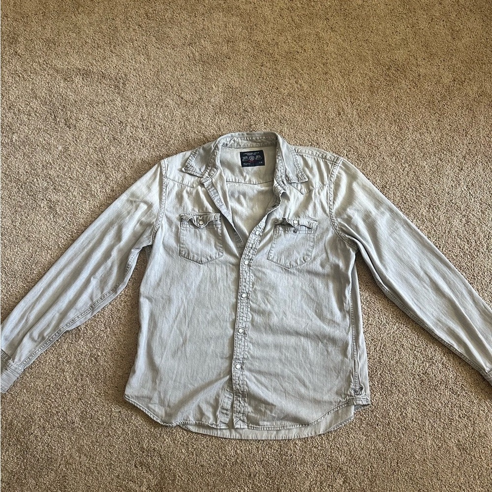American Eagle Outfitters Vintage Fit Gray Long Sleeve Button Down‎ Shirt